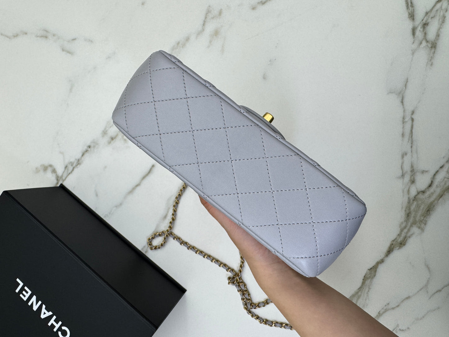 CHANEL Mini CF20 金球 淺灰色