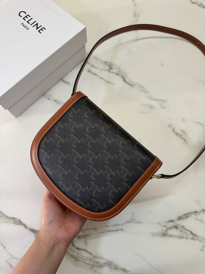 CELINE Triomphe Besace 凱旋門馬鞍包 老花Canvas