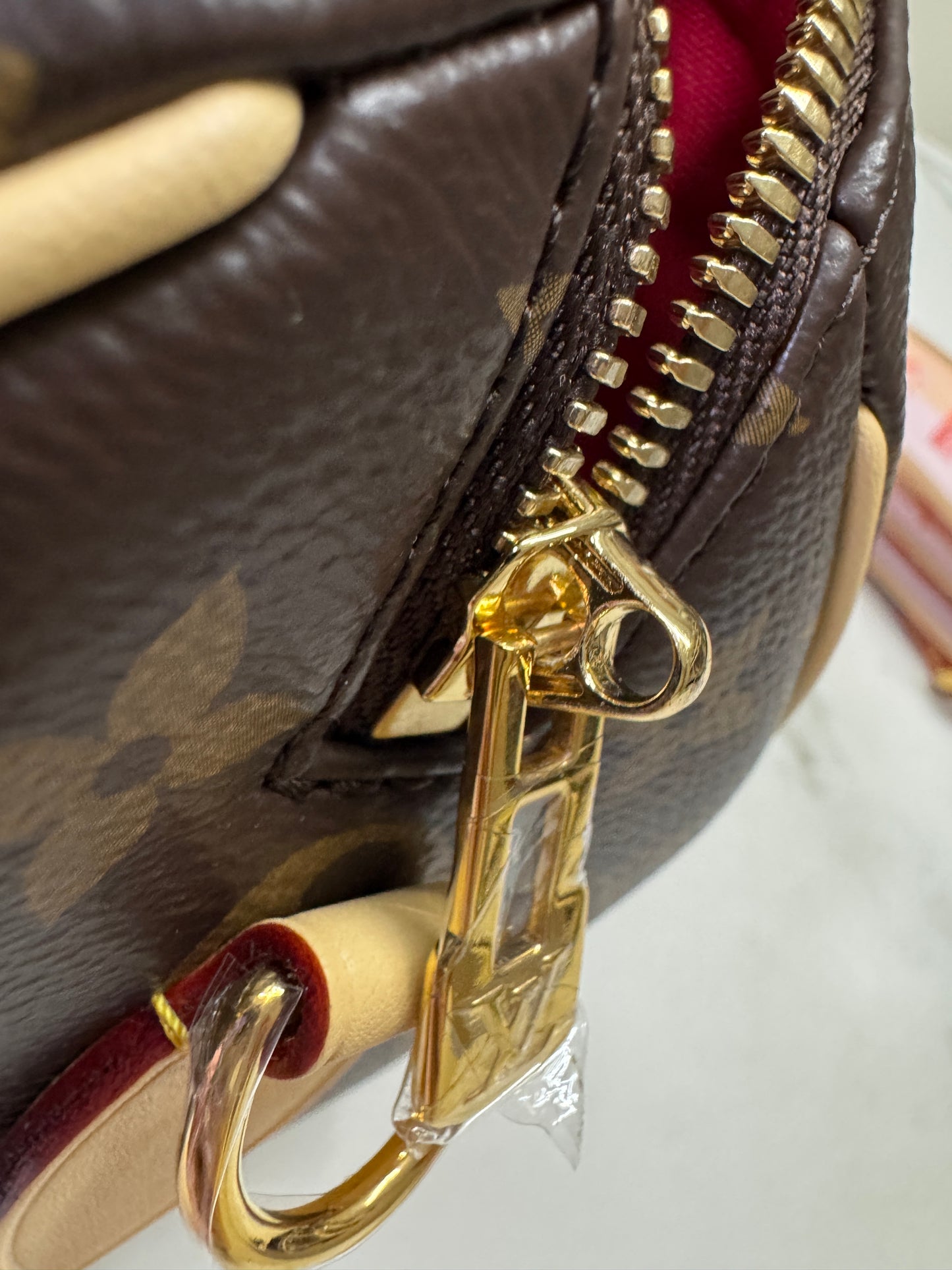 LV Speedy 20 粉橙色肩帶