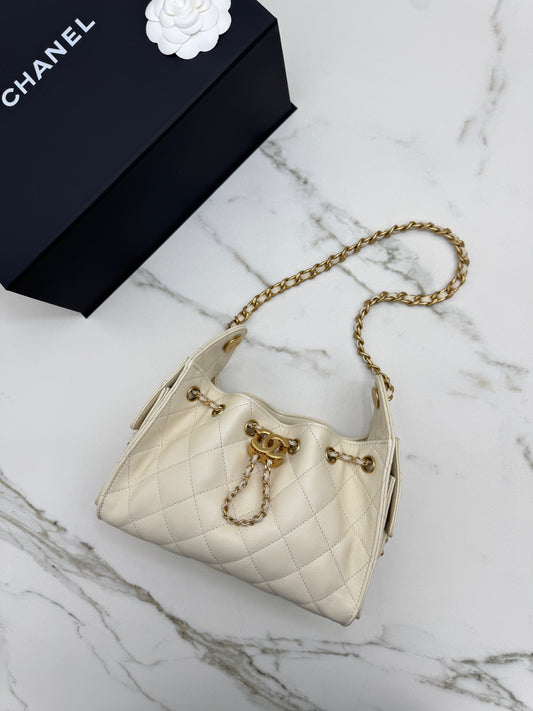 CHANEL Mini 25Bag 米色