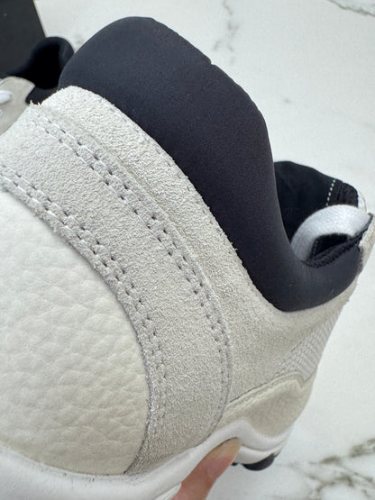 CHANEL 熊貓運動鞋