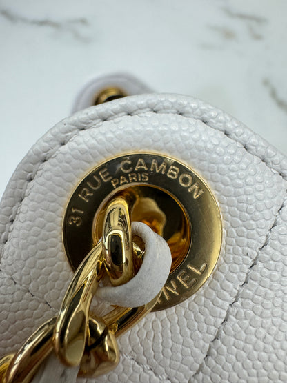 CHANEL Mini 25Bag 白色亮金扣