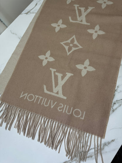 LV Reykjavik Scarf 100% Cashmere 淺奶茶色/米色 圍巾