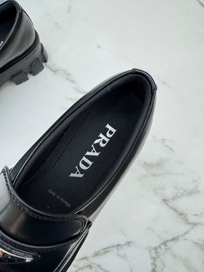 PRADA Loafers 齒輪底 Super Light