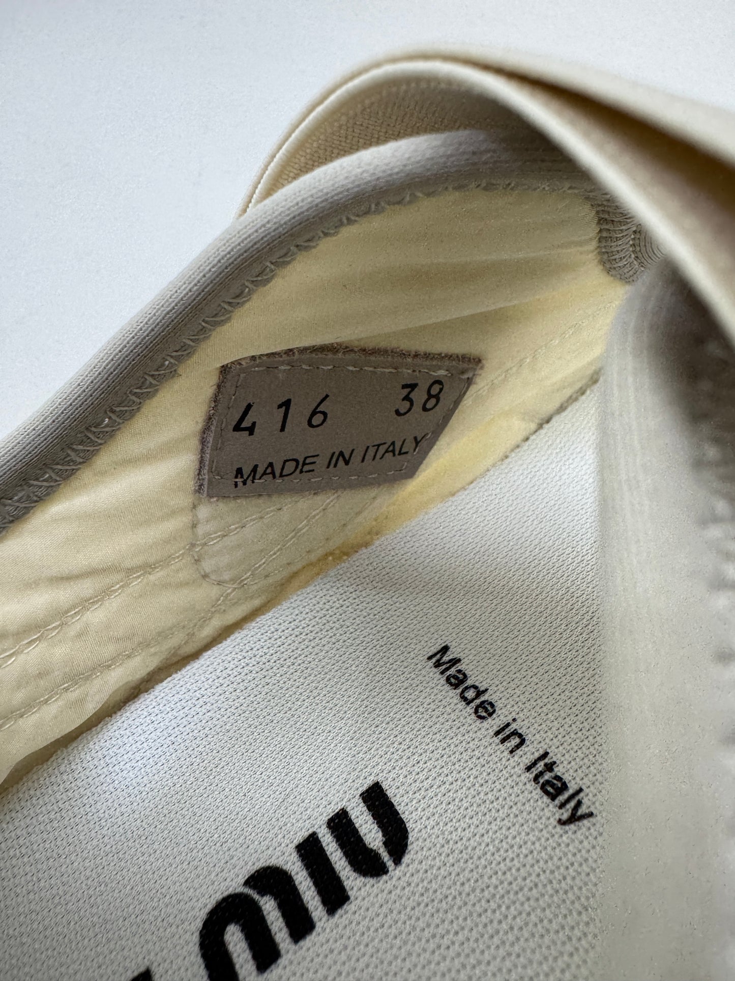 MIU MIU Tyre 魔術貼瑪麗珍運動鞋￼