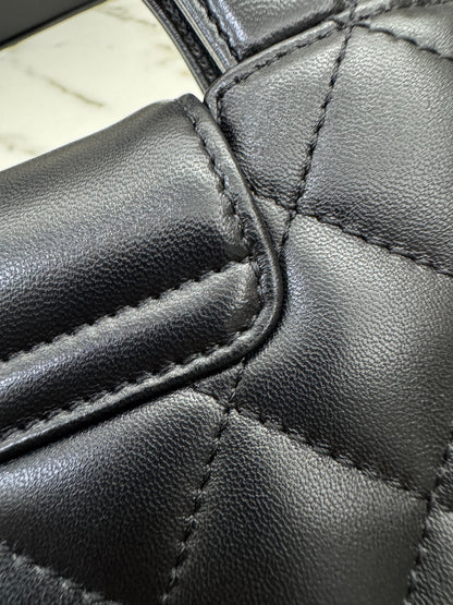 CHANEL Kelly 小羊皮 Lambskin