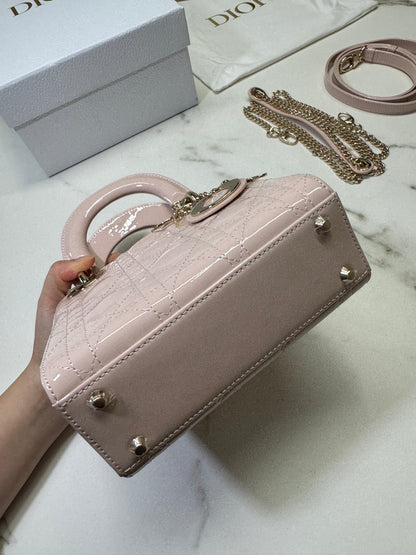 DIOR Lady Mini 三格 漆皮 淡粉 light Pink