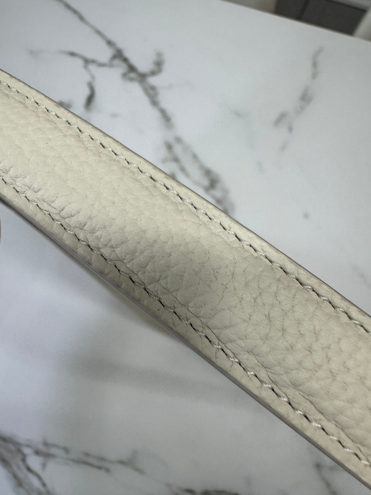 THE ROW N/S Park 奶白色 Medium