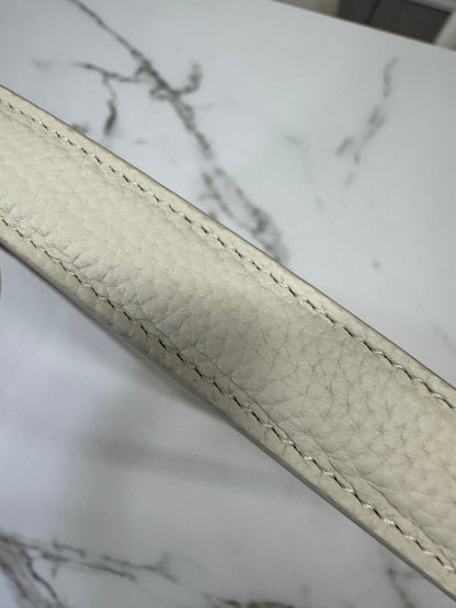 THE ROW N/S Park 奶白色 Medium