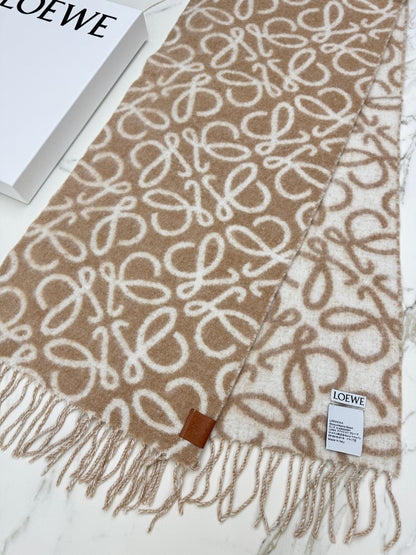 LOEWE 羊駝毛雙面Scarf 奶茶色