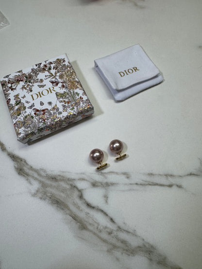DIOR 前後戴粉紅色珍珠耳環