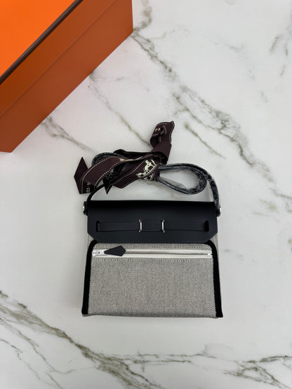 HERMES Mini Herbag 熊貓黑扣