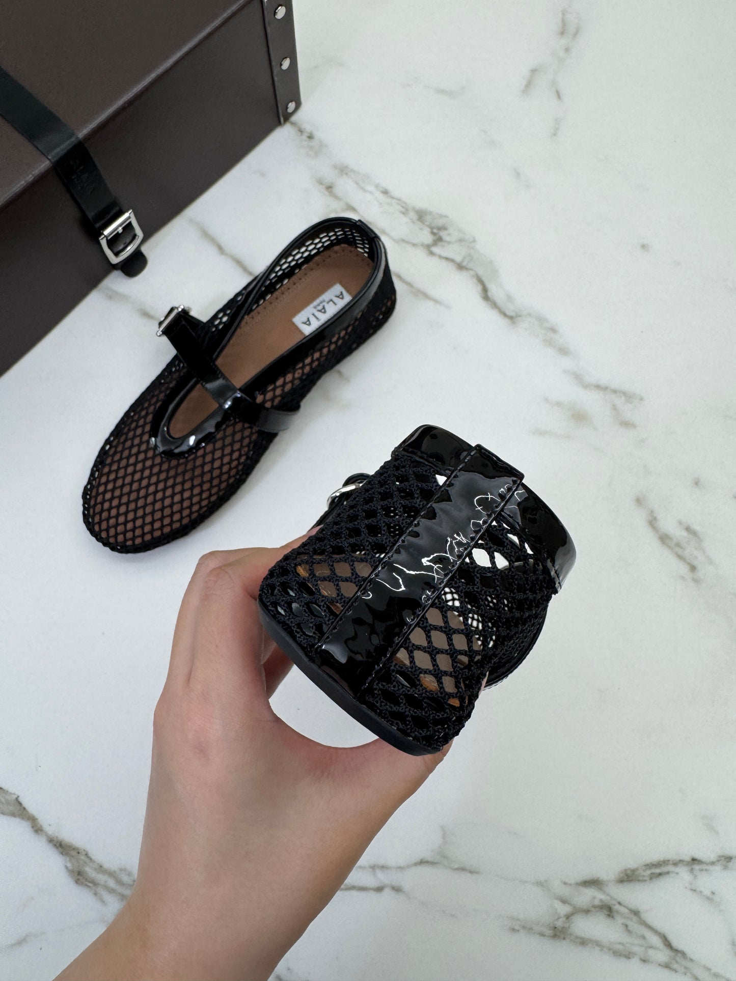 ALAIA 漁網瑪麗珍