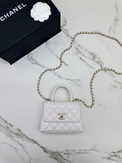 CHANEL Coco Handle Nano 白色