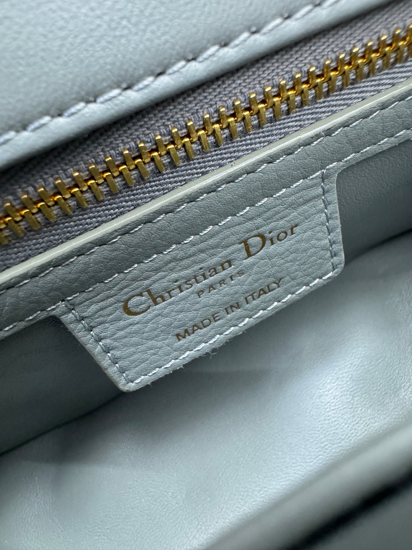 DIOR Caro Small 石灰色