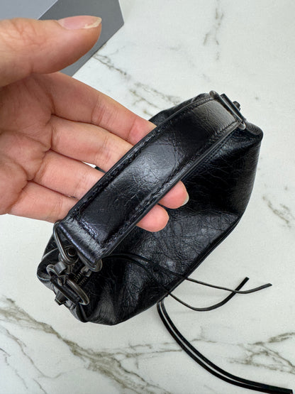 BALENCIAGA Le City Hobo 黑色油蠟皮