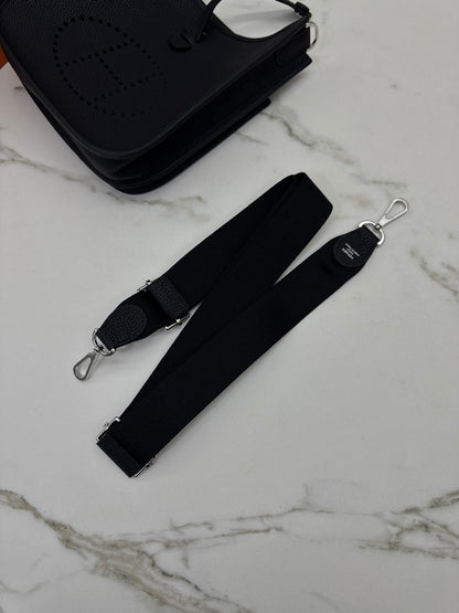 HERMES Evelyne23 黑銀 TC