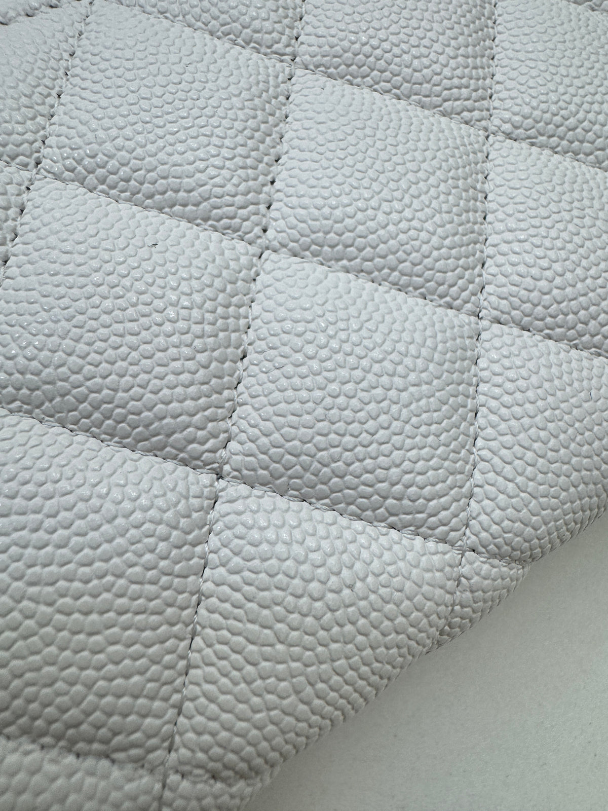 CHANEL 26S 新版腰線LP盒子包 Vanity