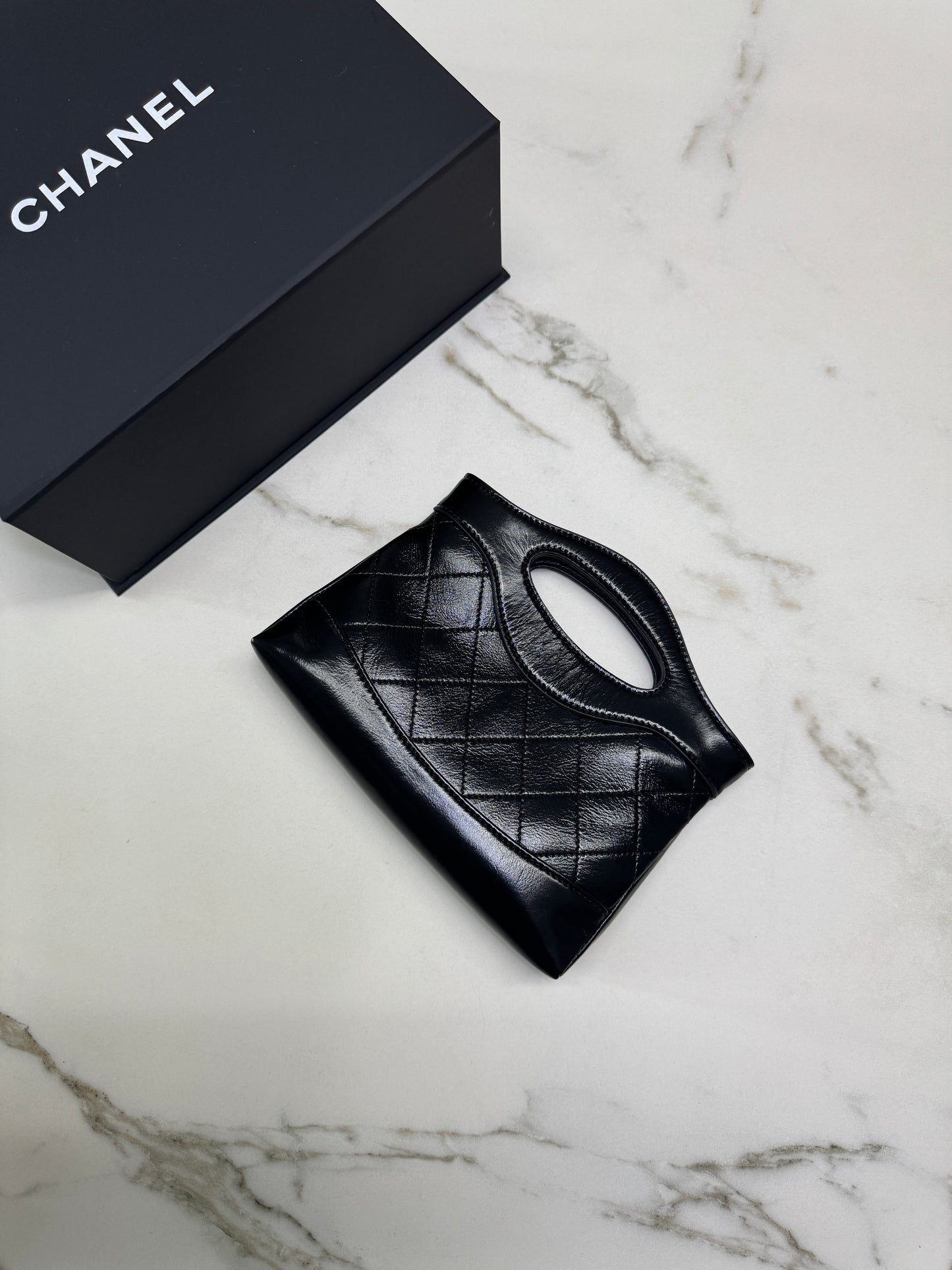 CHANEL 31Bag Nano 油臘牛皮