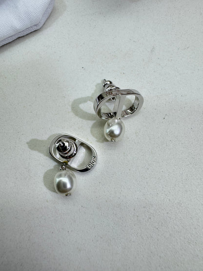 DIOR CD Petit 珍珠耳環 銀色