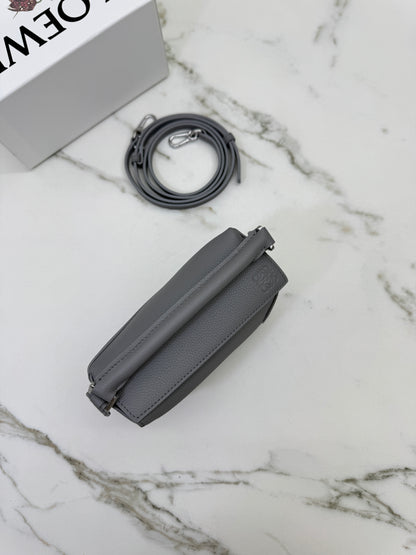 LOEWE Mini Puzzle 珍珠灰