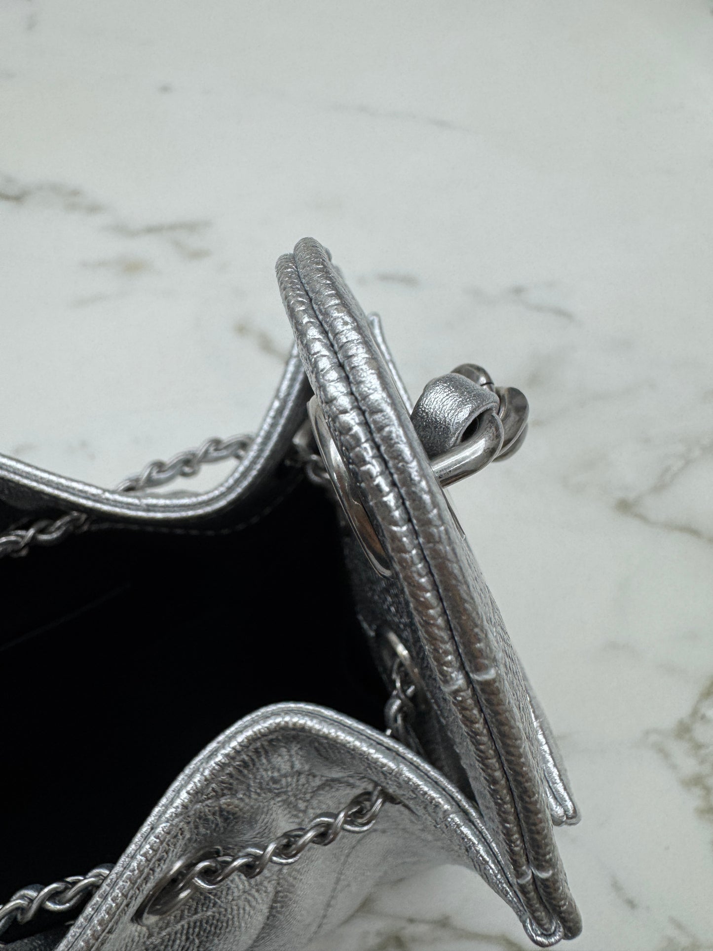 CHANEL Mini 25 Bag 銀色荔枝皮銀扣 Silver Caviar Calfskin PHW