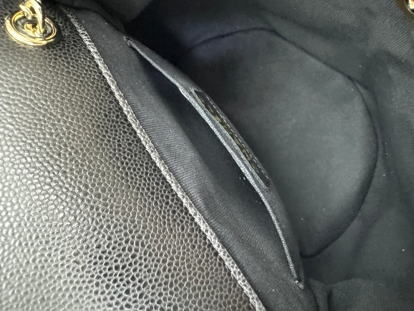 CHANEL 青蛙Duma 荔枝牛皮 Large