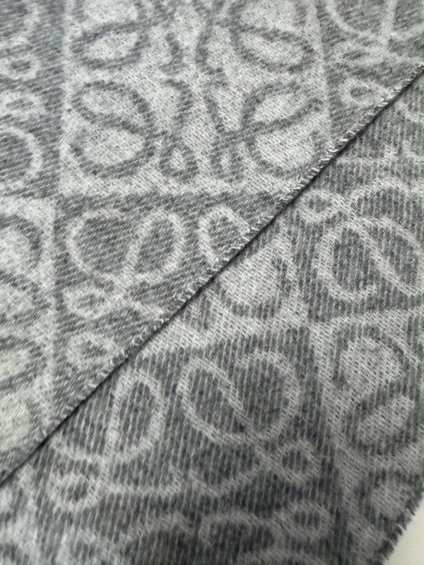 LOEWE Scarf 淺灰 3D Logo 180cm