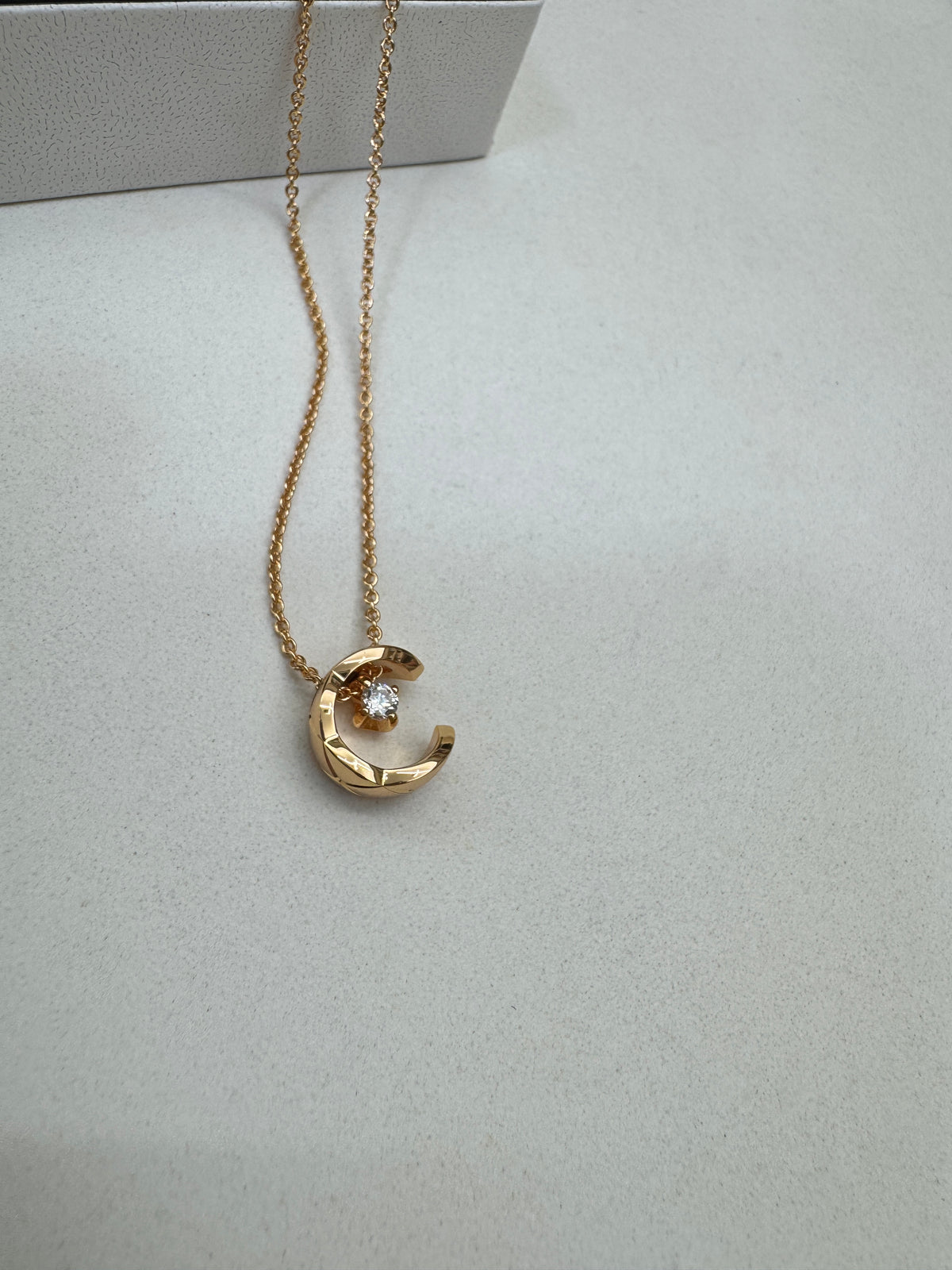 CHANEL Coco Crush 項鏈 米金色