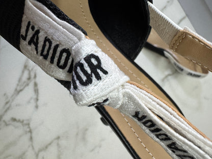 DIOR J'adior 科技布貓跟鞋