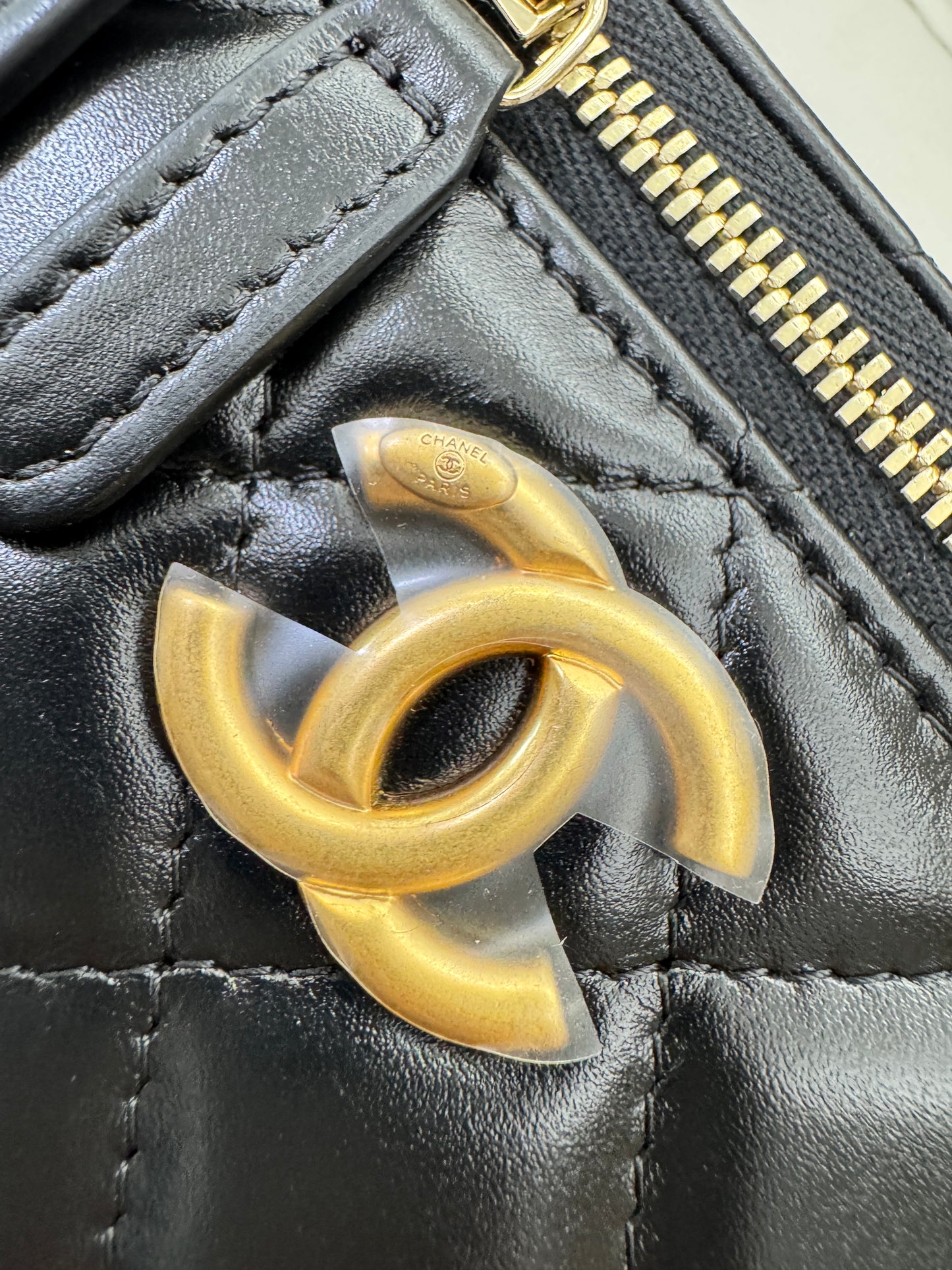 CHANEL 25S 雙金珠長盒子 Vanity