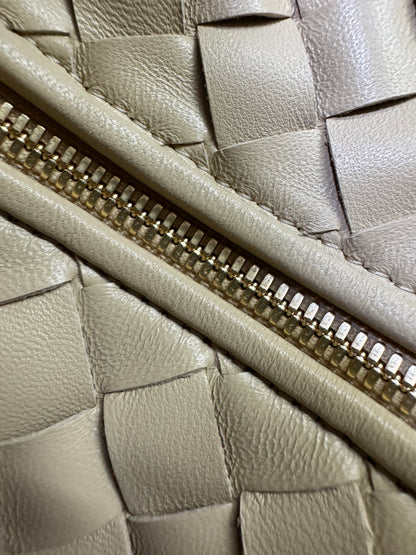 BV Mini Jodie 燕麥色 Porridge