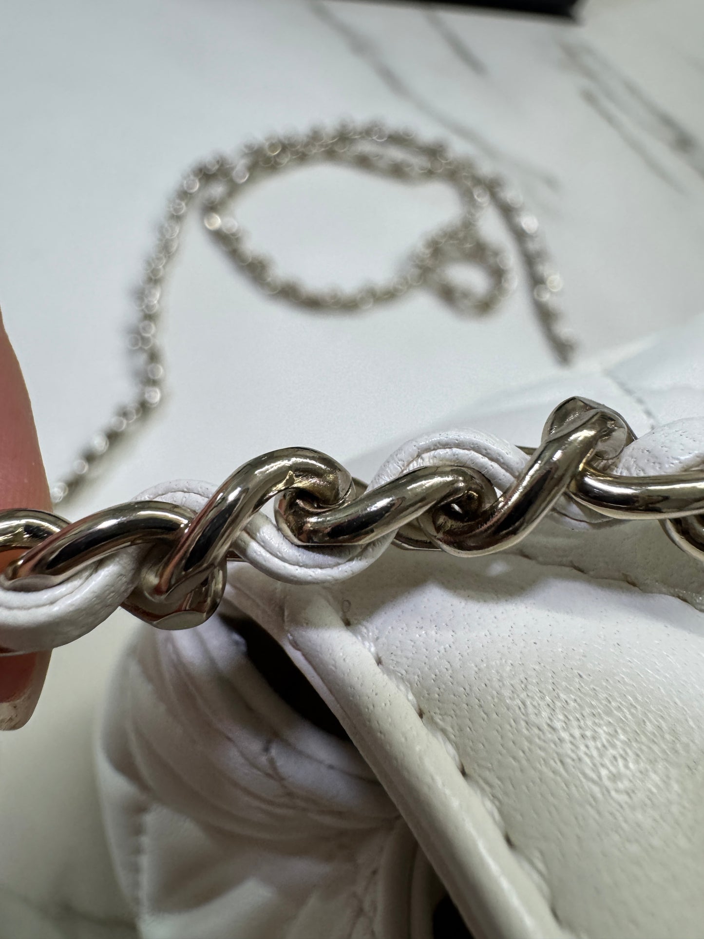 CHANEL 23A 水鑽 Mini CF Handle