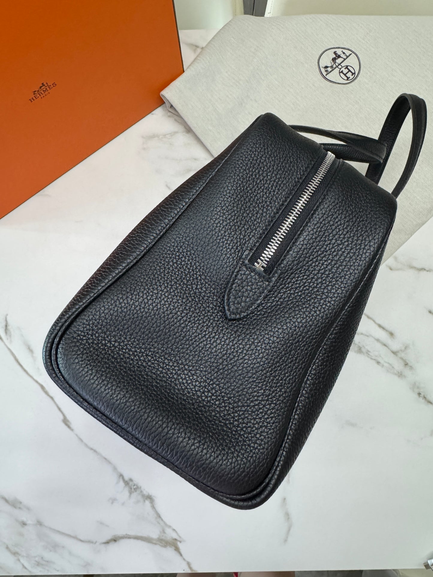 HERMES Victoria II 35 黑銀 TC