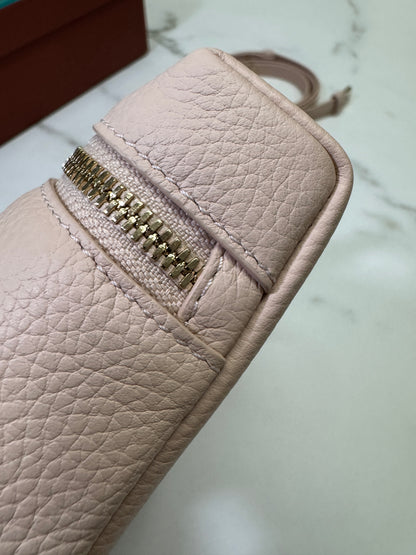 LORO PIANA Extra Pocket 19 奶油蜂蜜色 Creamed Honey