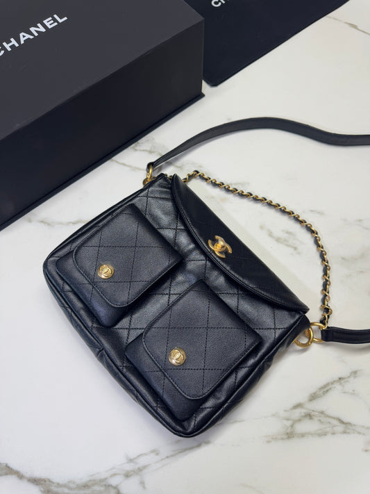 CHANEL 24P 平紋牛皮郵差包 Small