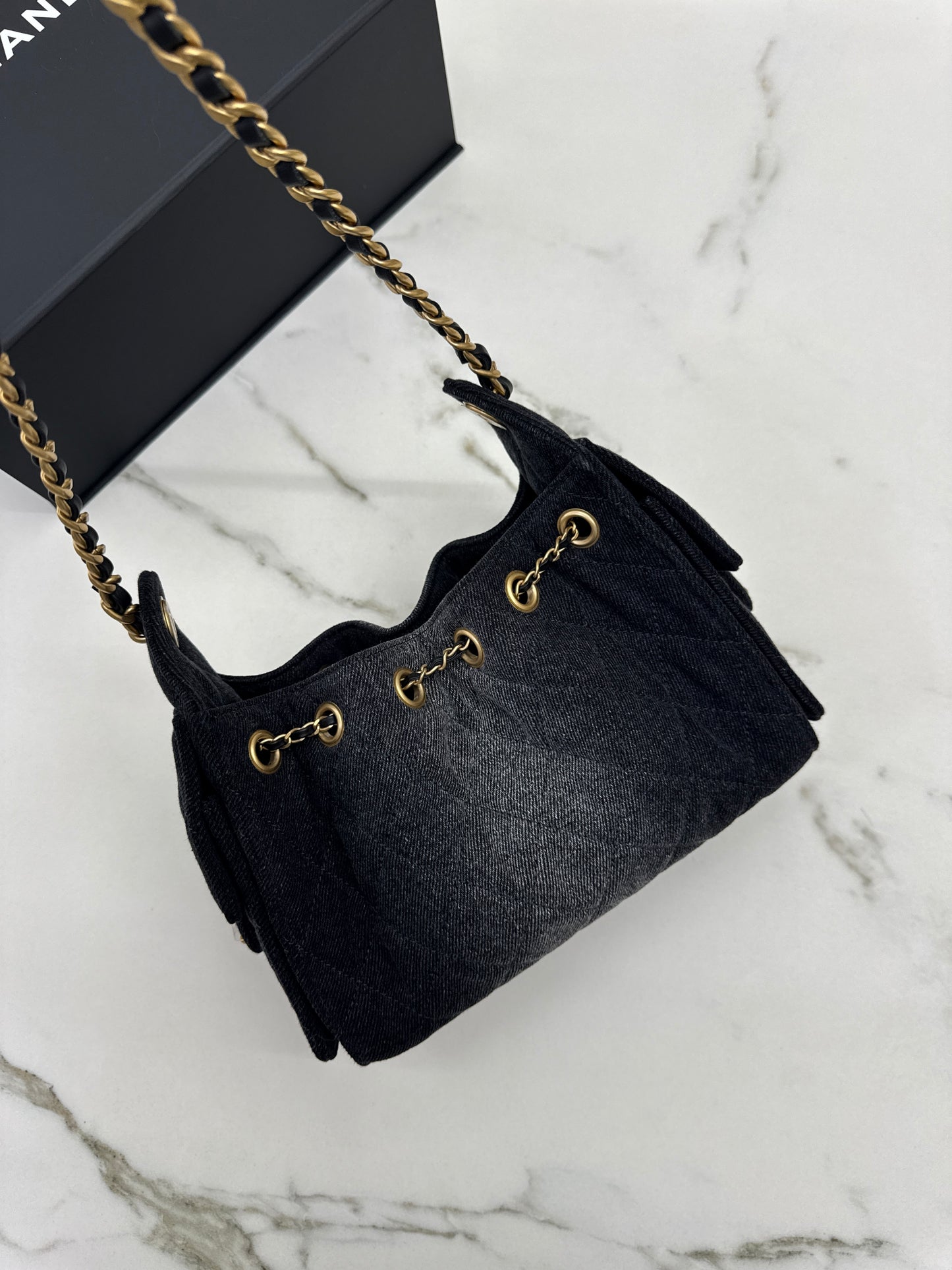 CHANEL Mini 25 Bag 黑牛仔26C