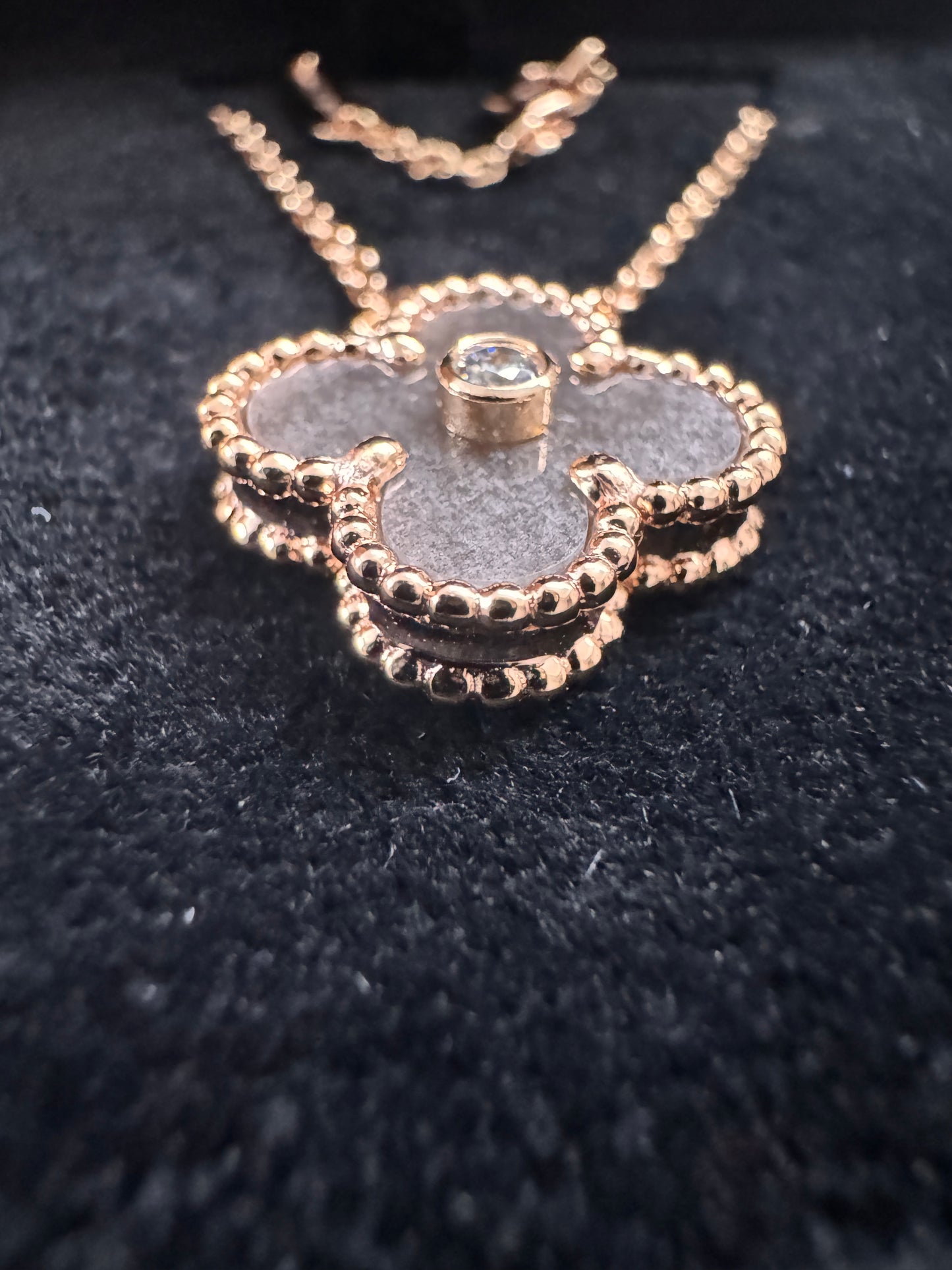 VCA 銀耀石玫瑰金項鏈［2023聖誕款］