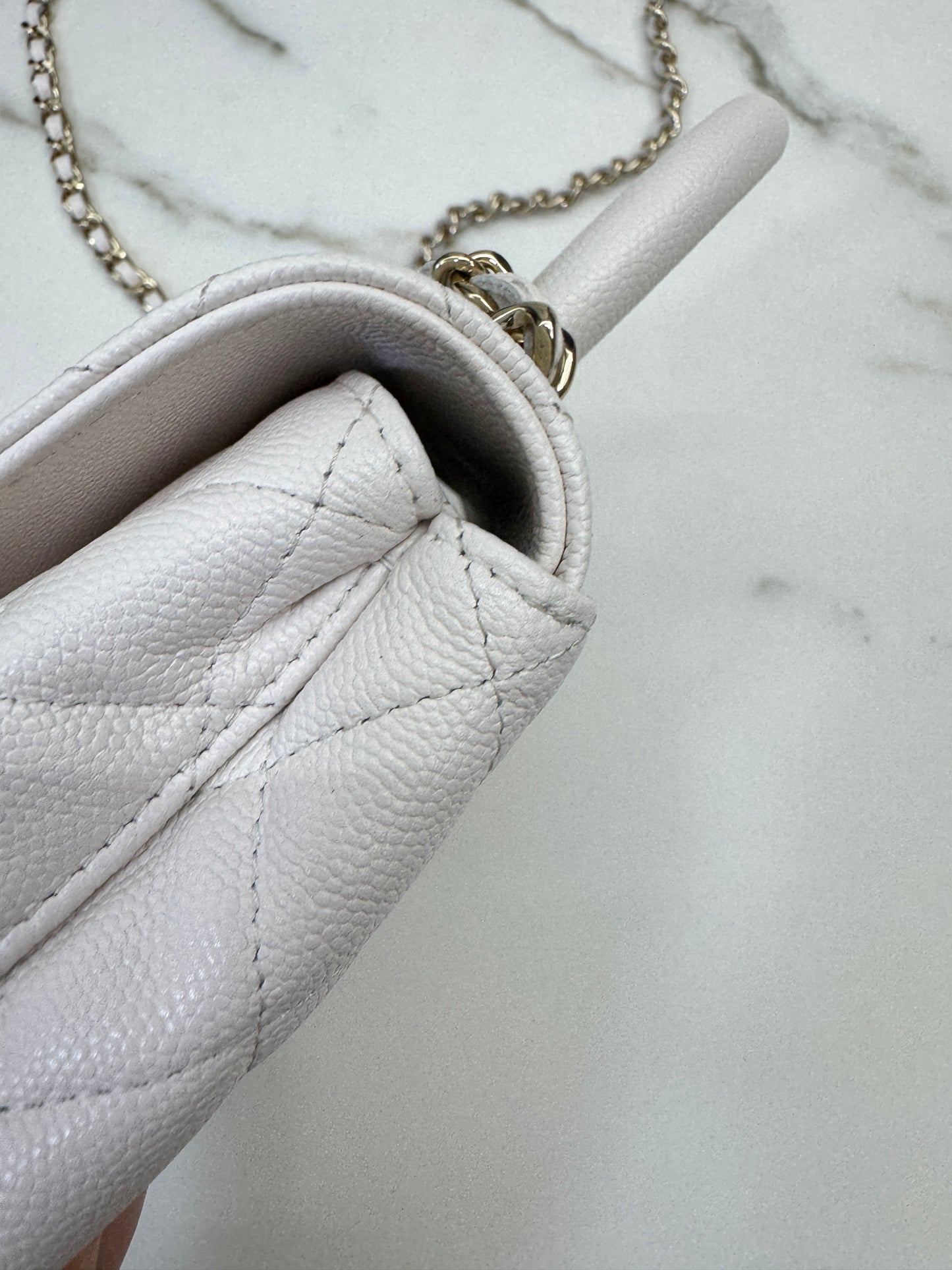 CHANEL Coco Handle Nano 白色