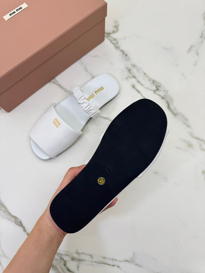 MIU MIU 兩穿魚嘴涼鞋 白色