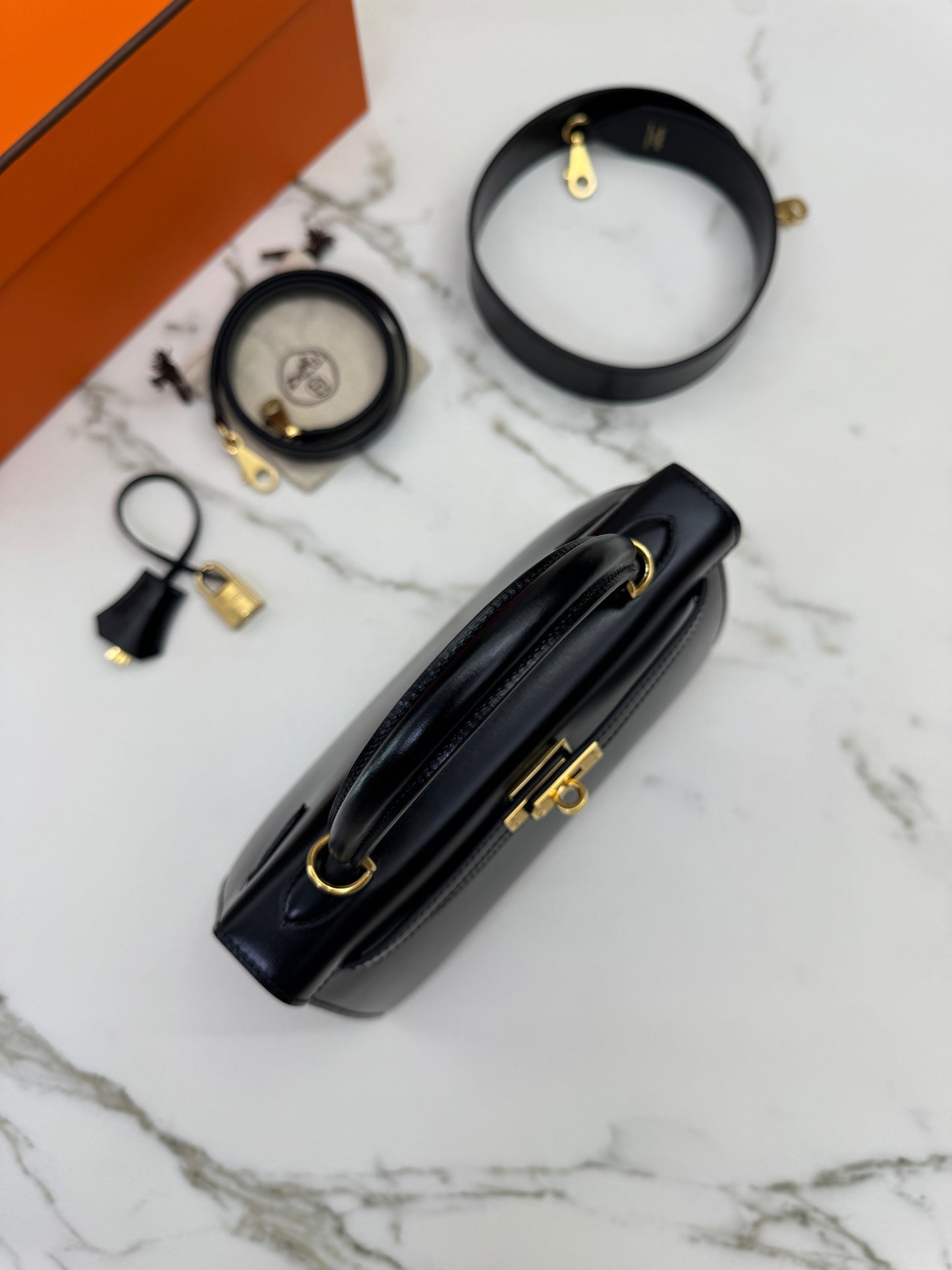HERMES Kelly 25 黑色外縫金扣 Box Leather Sellier Noir GHW