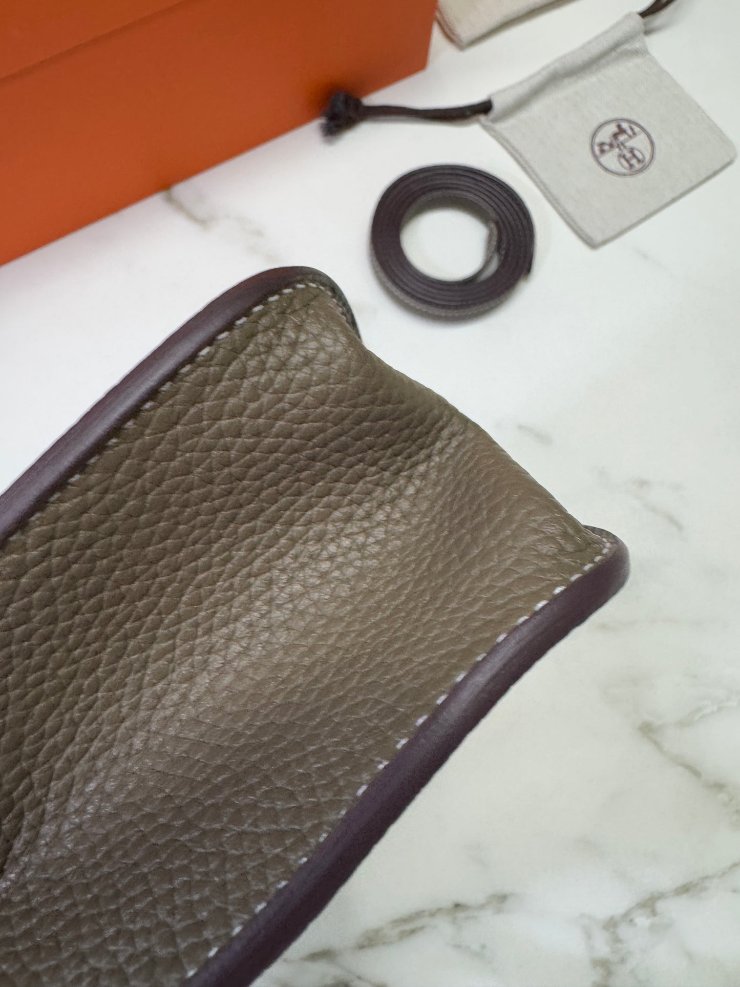 HERMES Halzan 25 大象灰金扣