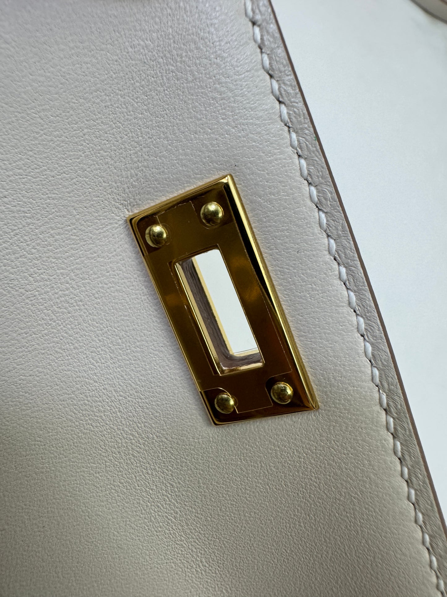 HERMES Mini Kelly II 奶昔白金扣 Epsom GHW