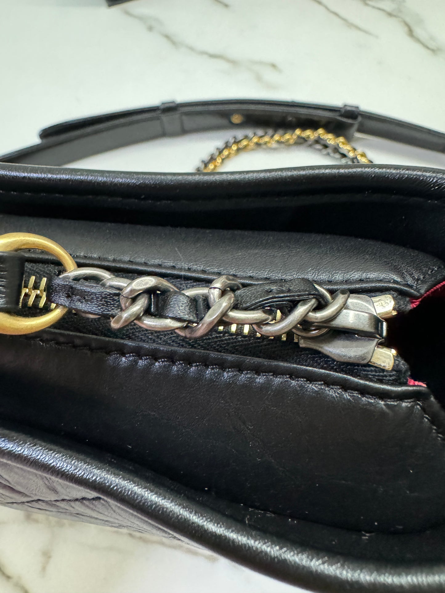 CHANEL Gabrielle 流浪Hobo Small 20cm