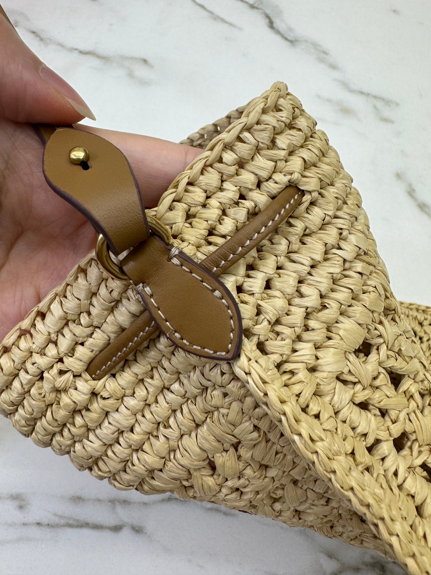 MIU MIU 拉菲草草編包