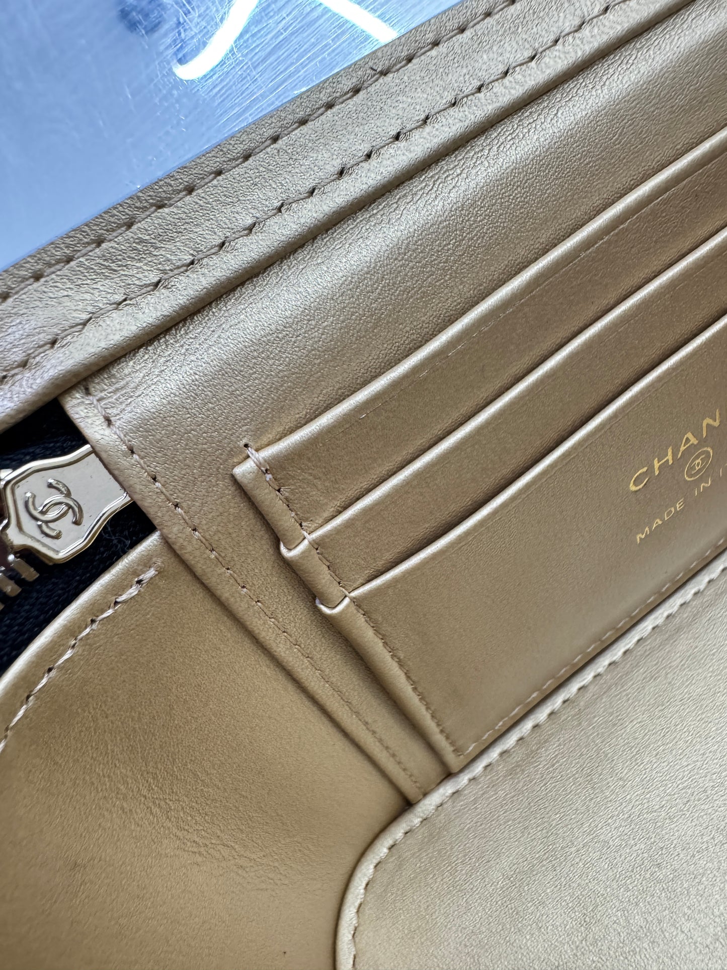 CHANEL 25S 雙金珠長盒子 Vanity