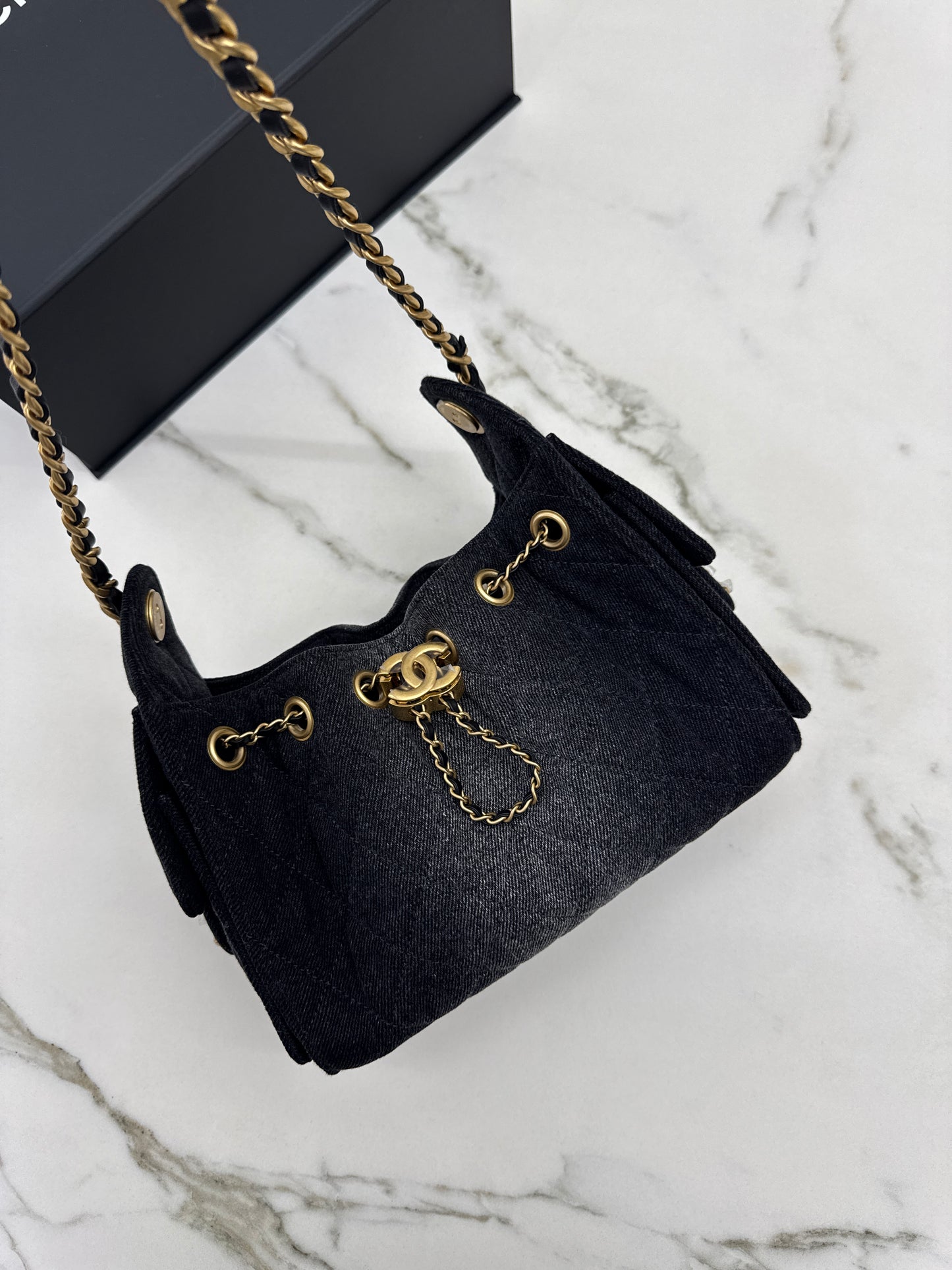 CHANEL Mini 25 Bag 黑牛仔26C