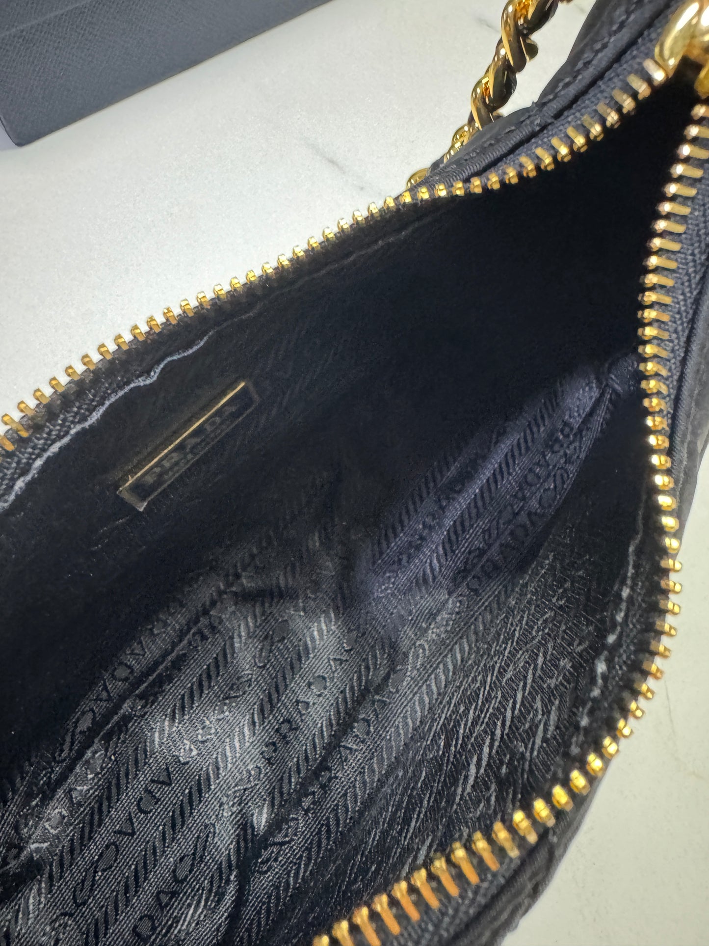 PRADA Re-Nylon 菱格紋Hobo