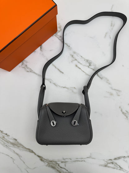 HERMES Mini Lindy 積雨雲灰銀扣 0L Gris Meyer PHW