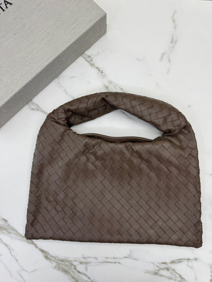 BV Hop Small Pinecone